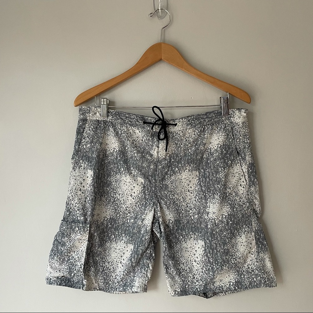 Marc Jacobs L Swim Trunks Shorts Paint Splatter